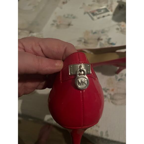 Michael Kors Keke Women's Red Patent Leather Stiletto Pumps Size 9.5 - Picture 5 of 12